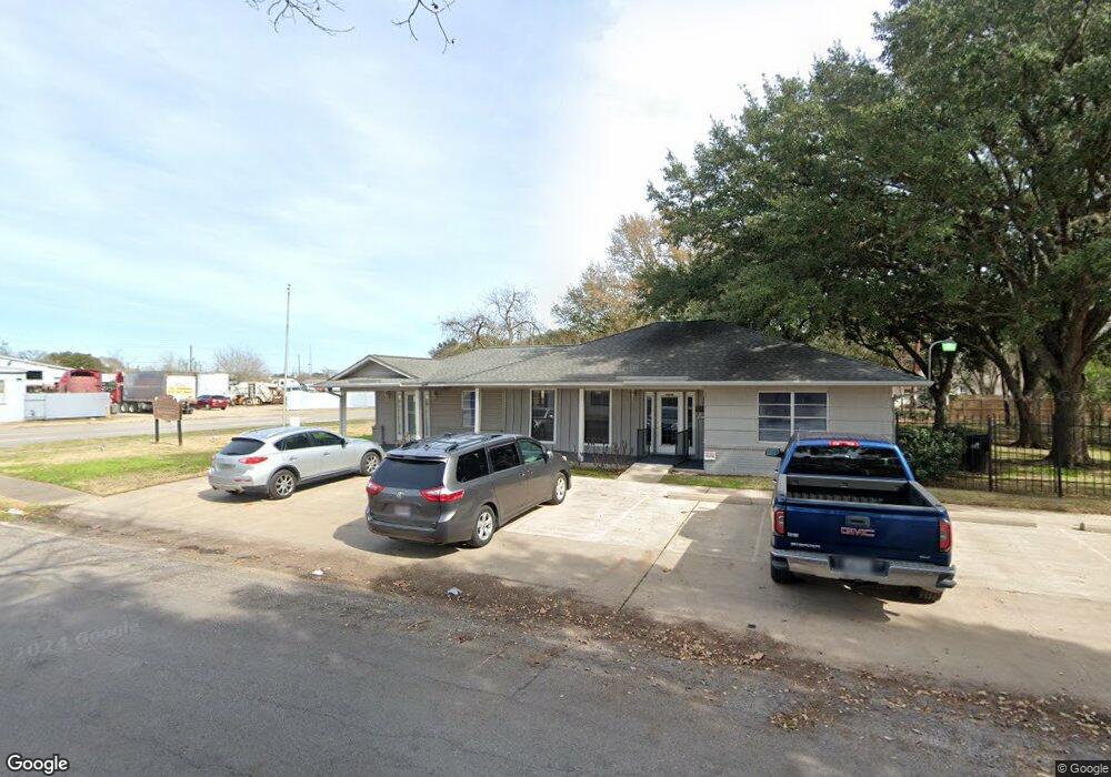 1105 San Jacinto St, Rosenberg, TX 77471 - photo 1