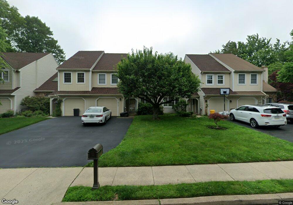 8779 Duveen Dr, Glenside, PA 19038 - photo 1