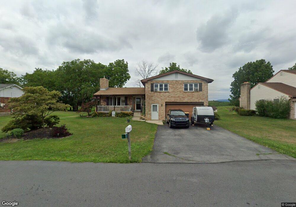 5485 Summit St, Whitehall, PA 18052 - photo 1
