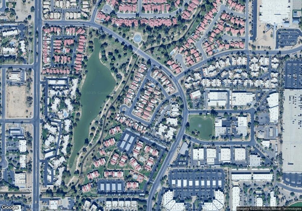 560 N Fountain Cir, Chandler, AZ 85226 - photo 1