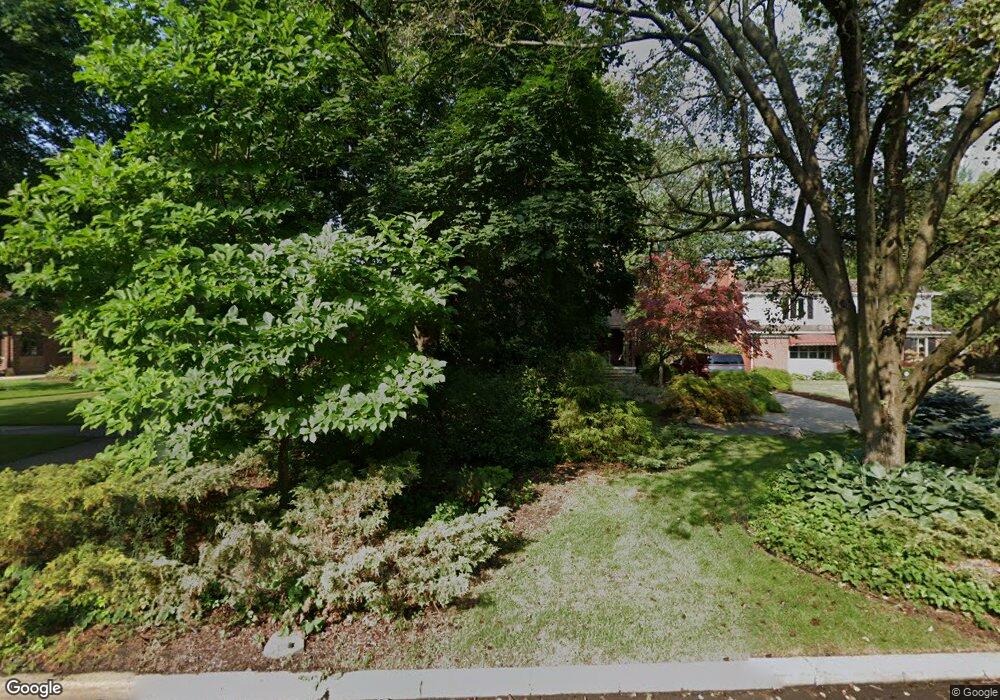 1259 Three Mile Dr, Grosse Pointe Park, MI 48230 - photo 1