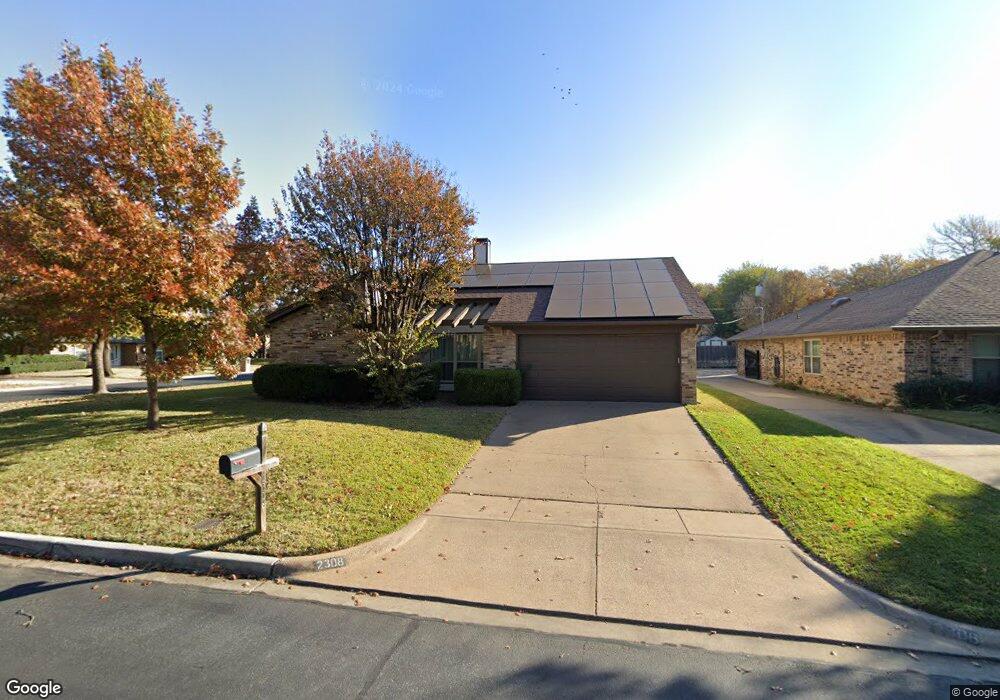 2308 Farrington Ln, Hurst, TX 76054 - photo 1