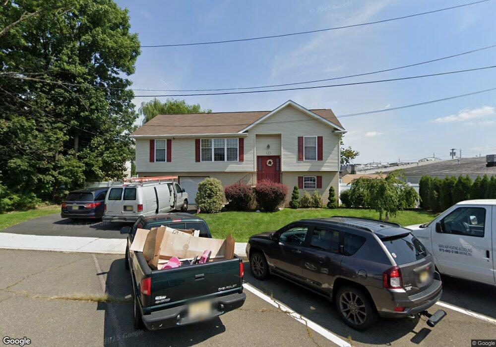 22 Masklee Ct, Totowa, NJ 07512 - photo 1