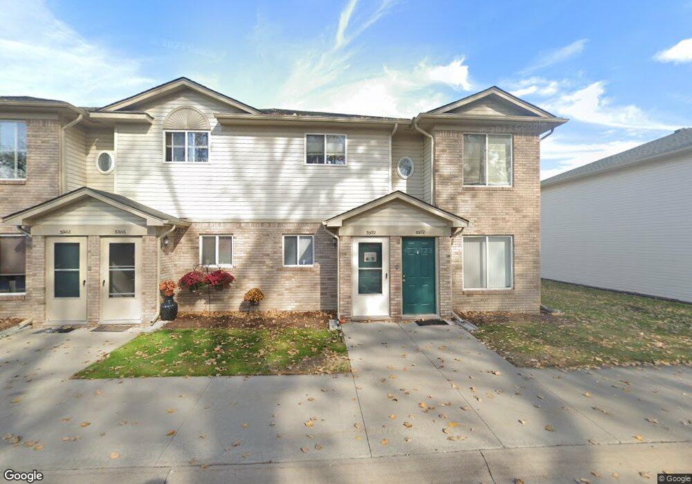 30166 Wedgewood Cir, Roseville, MI 48066 - photo 1