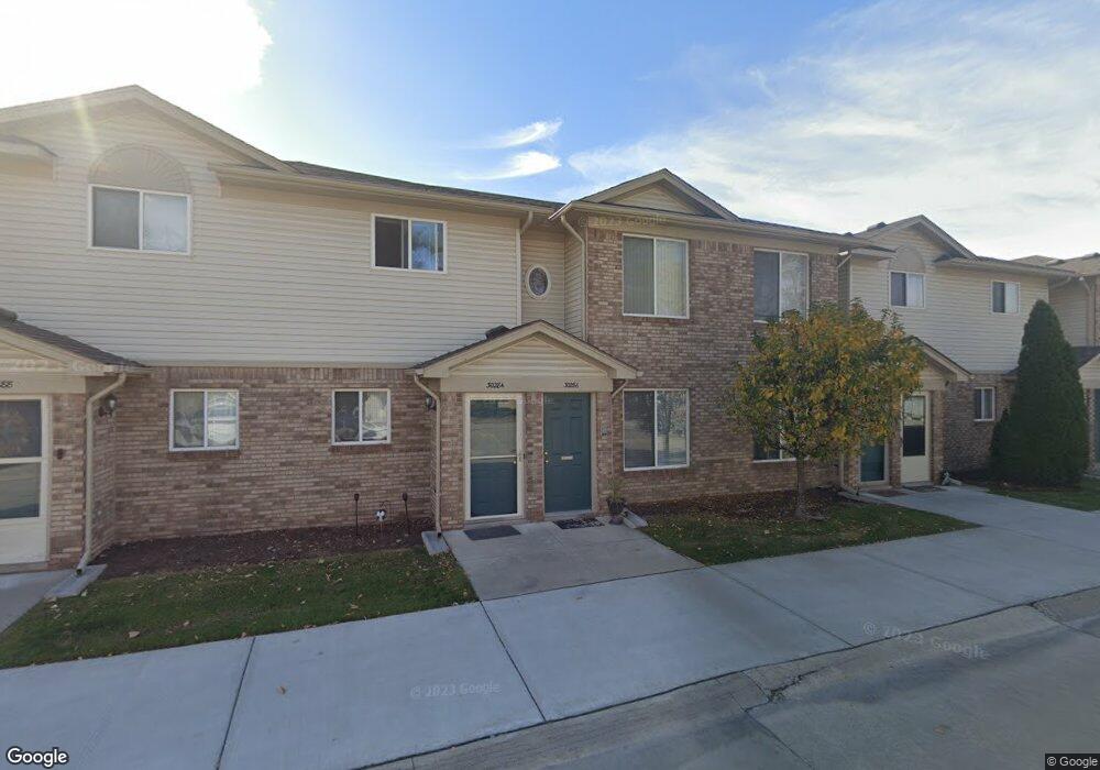 30160 Wedgewood Cir unit 28, Roseville, MI 48066 - photo 1