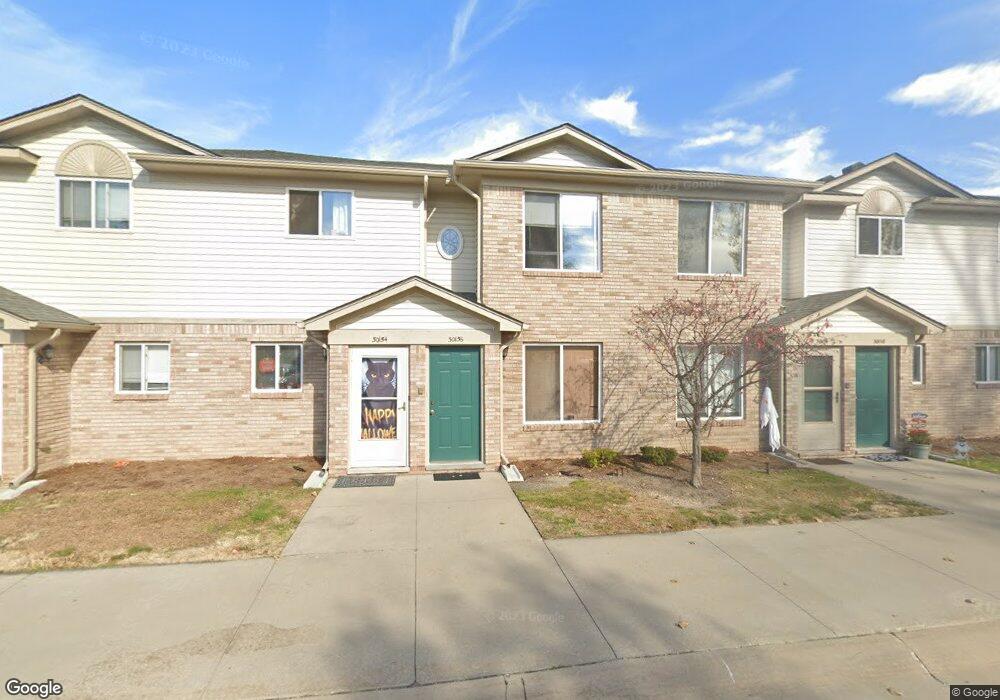 30154 Wedgewood Cir unit 64, Roseville, MI 48066 - photo 1