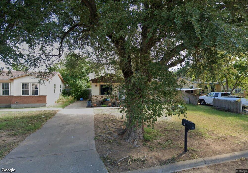 222 Peach Ave, Dumas, TX 79029 - photo 1