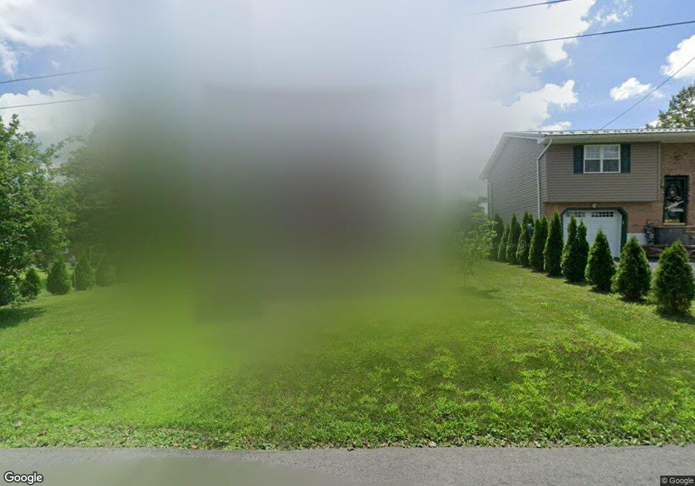 39 Ryan Ave, Tamaqua, PA 18252 - photo 1