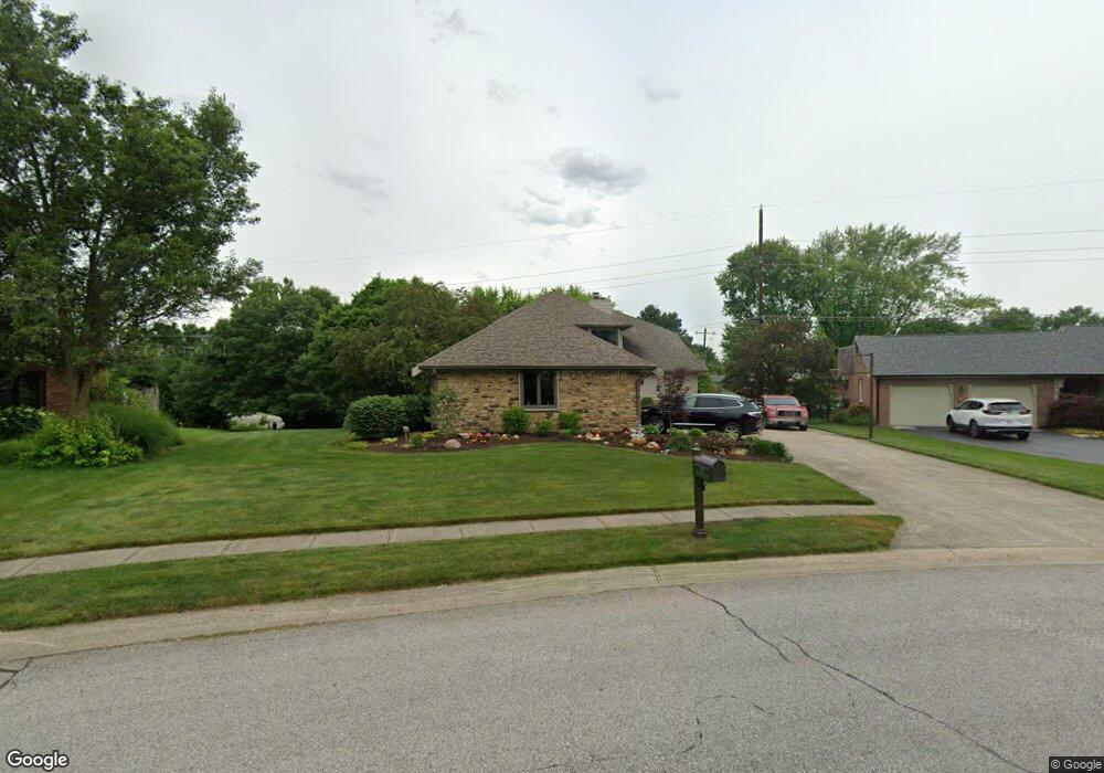 652 Beech Dr W, Plainfield, IN 46168 - photo 1
