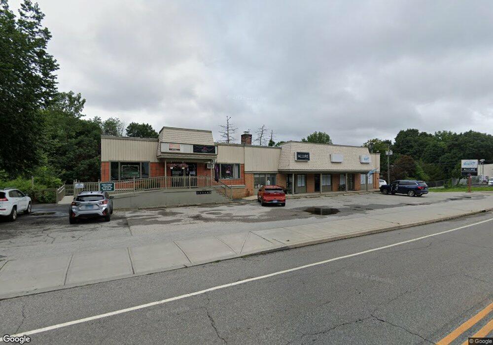 535 Main St unit 2, Killingly, CT 06239 - photo 1