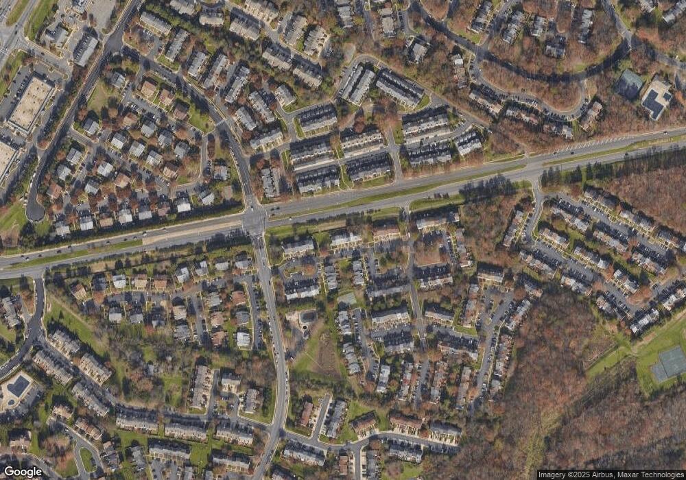 13976 Big Yankee Ln, Centreville, VA 20121 - photo 1