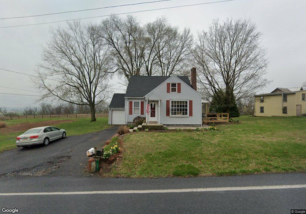 65 E Queen St, Stevens, PA 17578 - photo 1