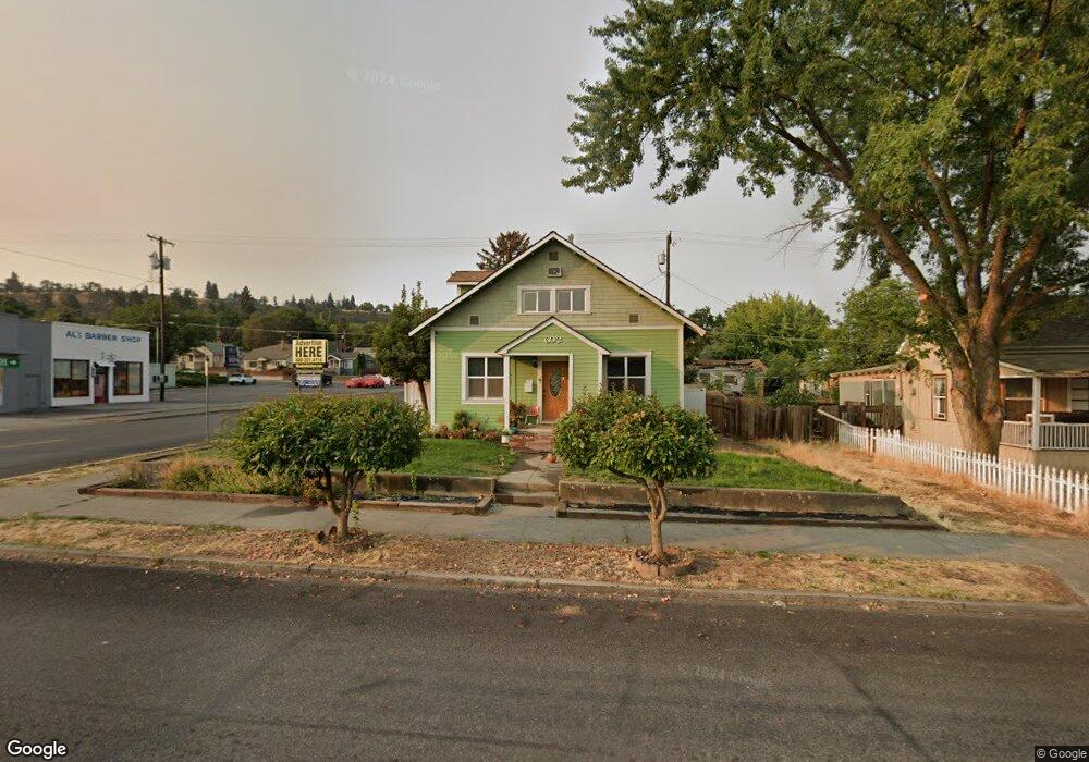 602 W 9th St, the Dalles, OR 97058 - photo 1