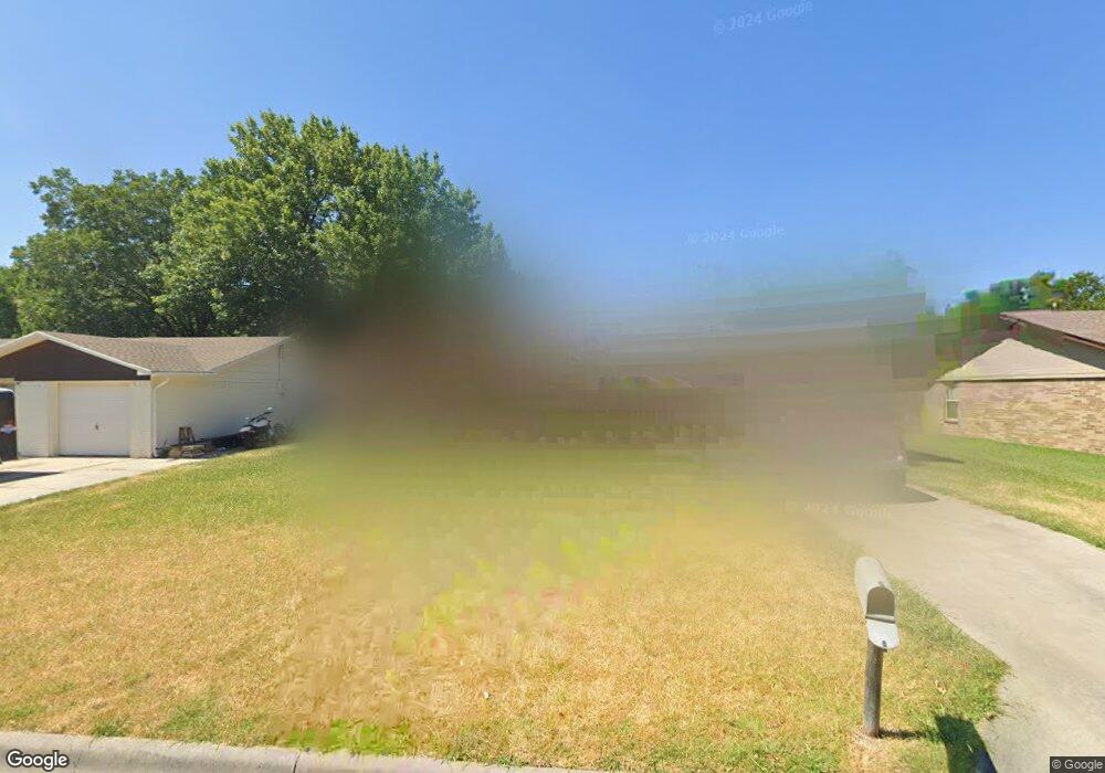 1413 Patricia Dr, Gainesville, TX 76240 - photo 1