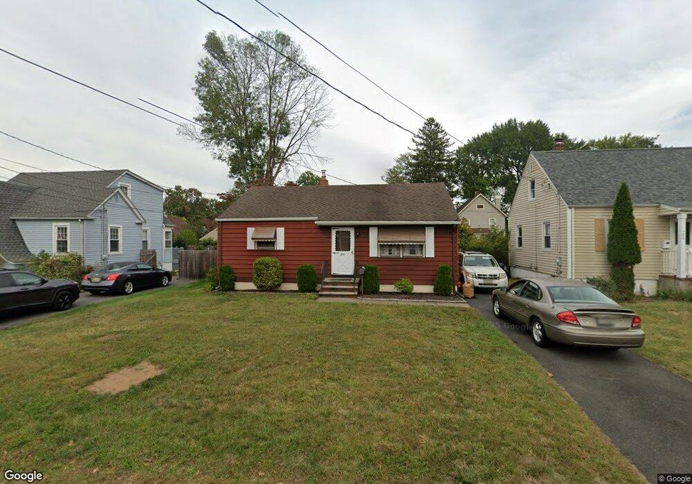 208 Fairfield Ave, Middlesex, NJ 08846 - photo 1