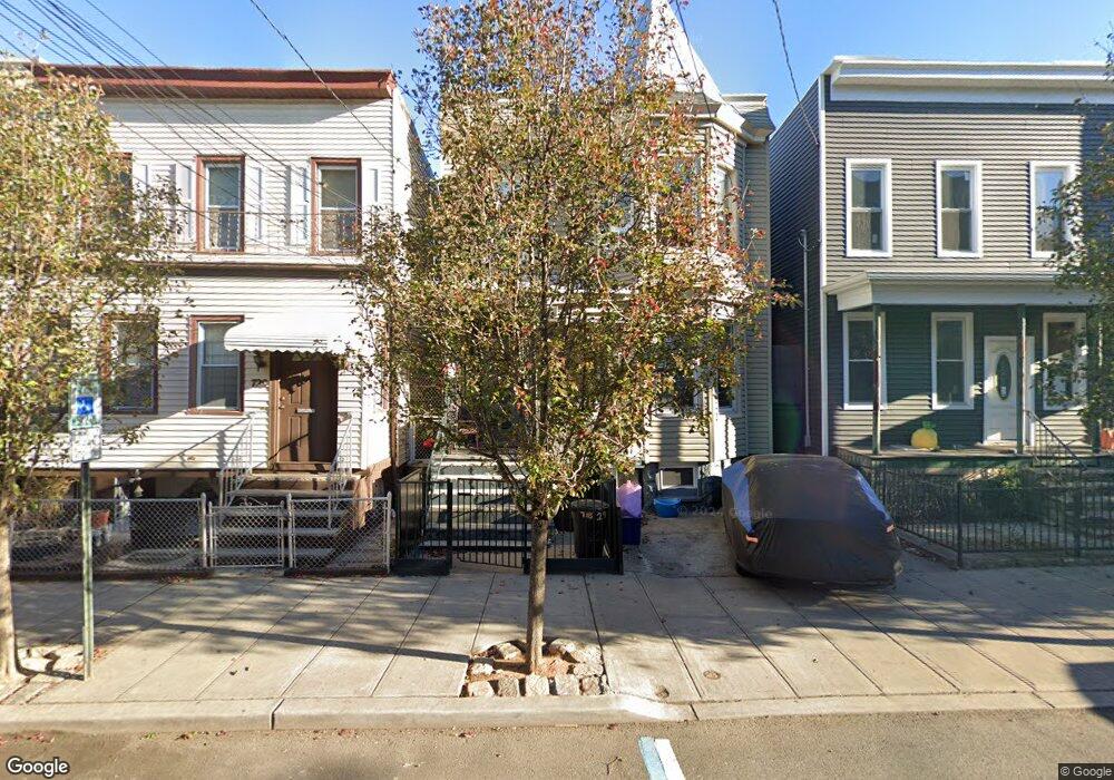 718 29th St, Union City, NJ 07087 - photo 1