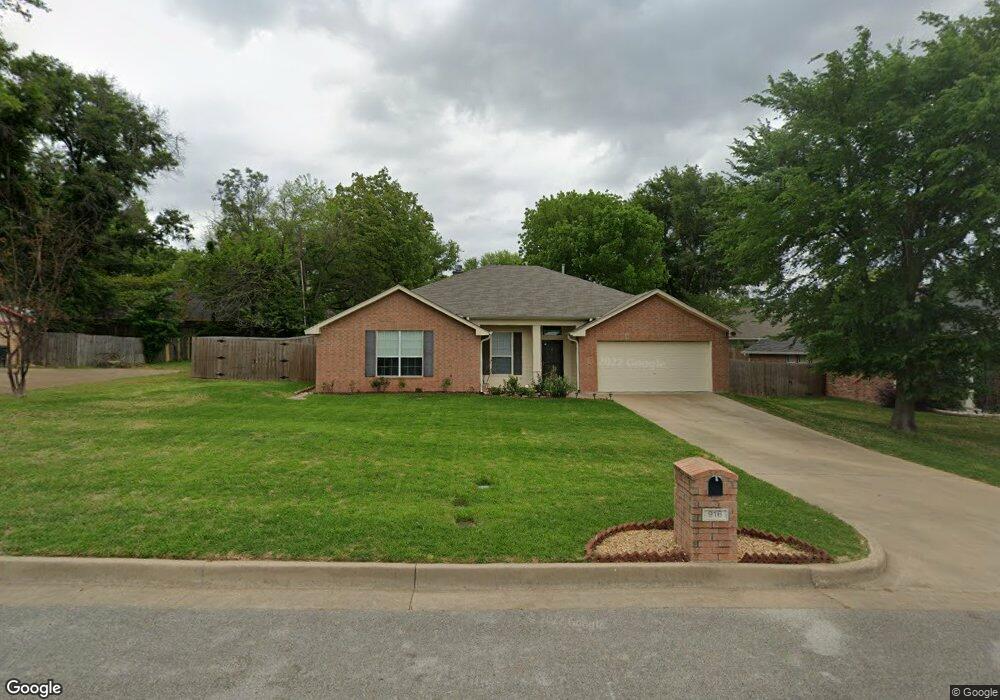 916 Joel Dr, Tyler, TX 75703 - photo 1