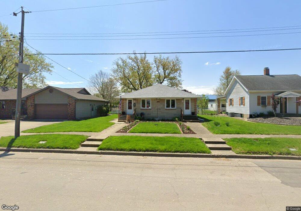 1511 Delavan St, Lincoln, IL 62656 - photo 1