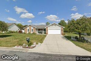 5666 Clover Ridge Dr, Lima, OH 45807