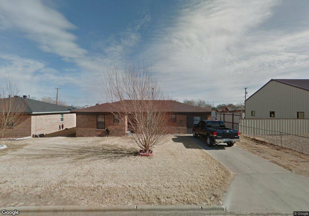 508 Oak Ave, Dumas, TX 79029 - photo 1