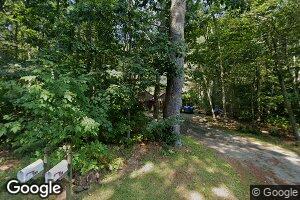 437 Pond Rd, Manchester, ME 04351