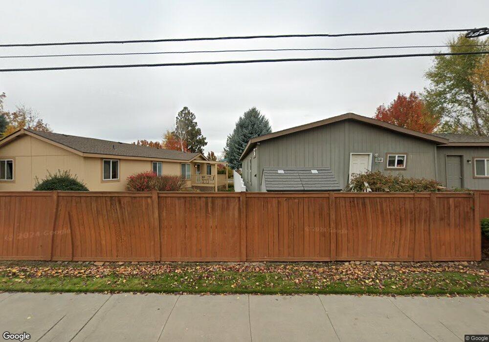 2347 SW Mariposa Loop, Redmond, OR 97756 - photo 1