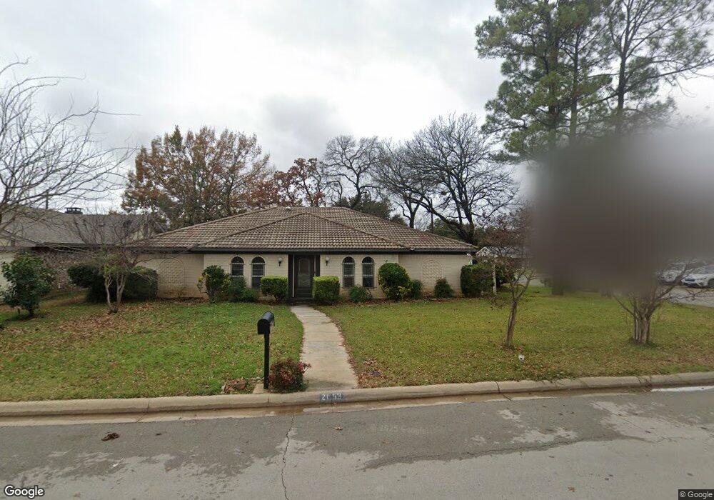2153 Cambridge Dr, Hurst, TX 76054 - photo 1