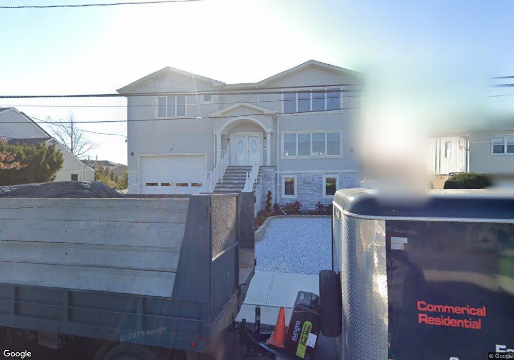 212 California Place S, Island Park, NY 11558 - photo 1
