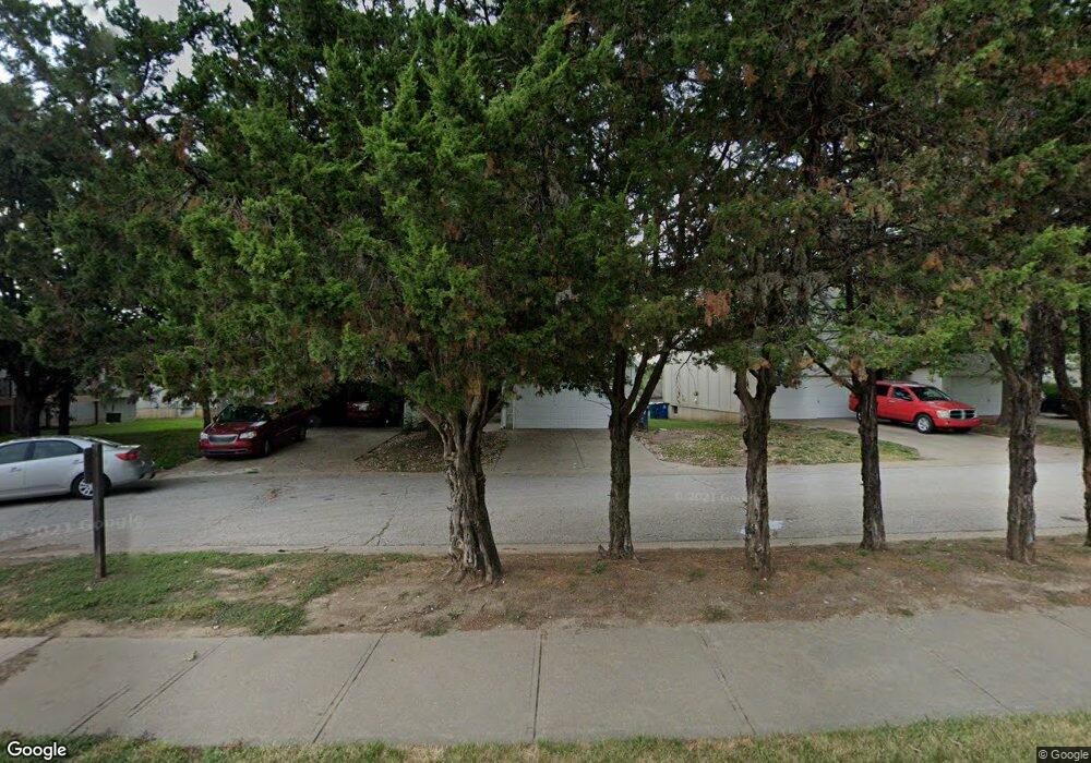 8362 Maurer Rd, Lenexa, KS 66219 - photo 1