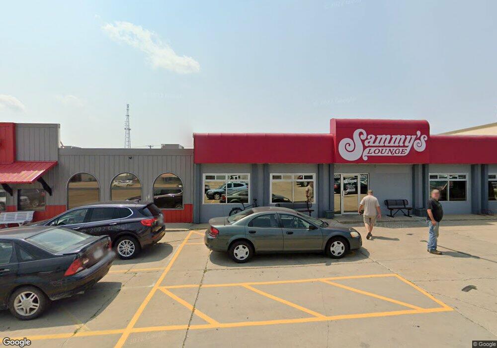 5521 Center Point Rd NE, Cedar Rapids, IA 52402 - photo 1