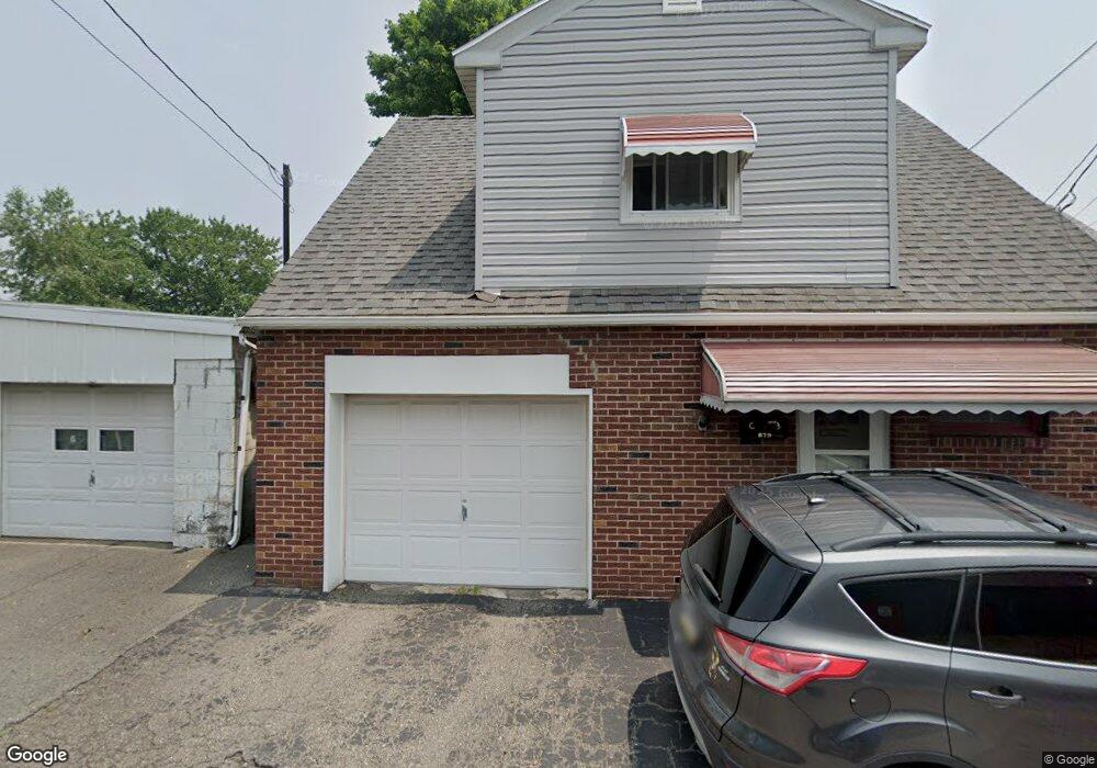 879 Hanover Ct, Hazleton, PA 18201 - photo 1