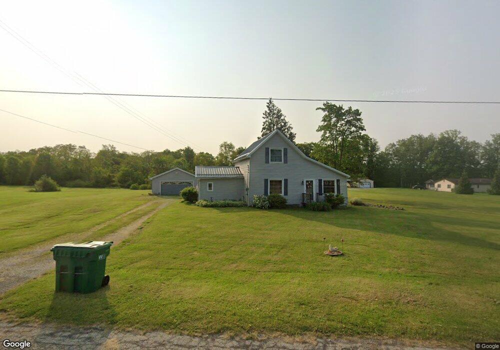 978 Center Rd, Conneaut, OH 44030 - photo 1