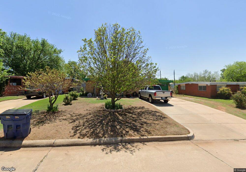 208 Forest Hills Dr, Duncan, OK 73533 - photo 1