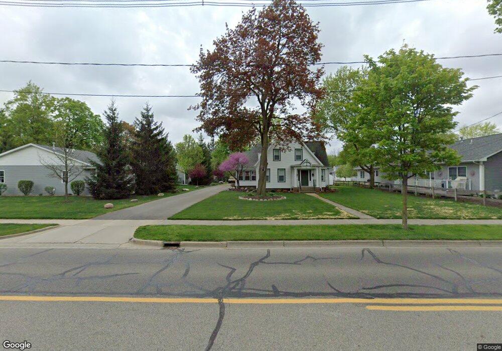 963 W Maumee St unit B, Adrian, MI 49221 - photo 1