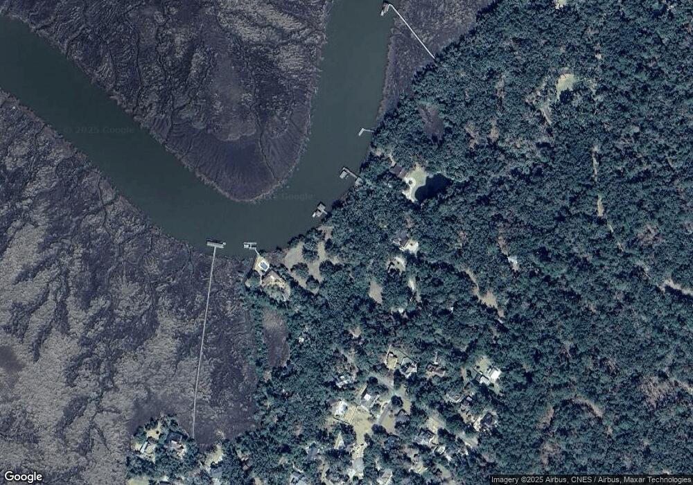 401 Mimosa Dr, Saint Simons Island, GA 31522 - photo 1