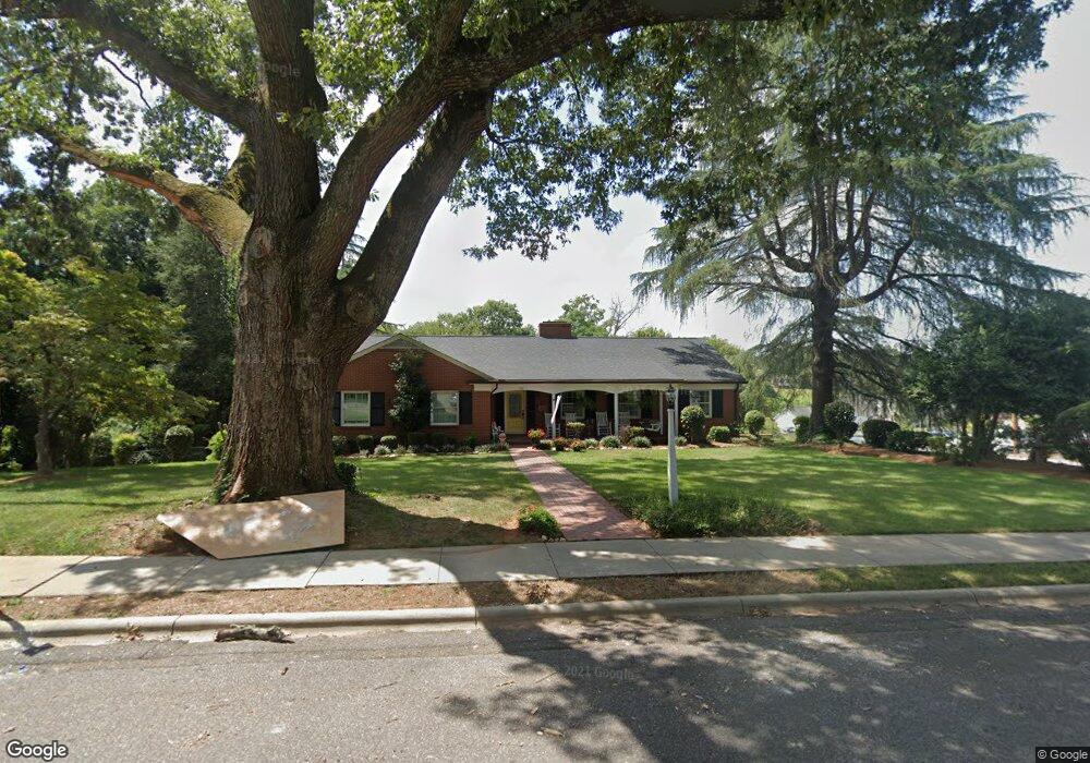 102 S Oak St, Statesville, NC 28677 - photo 1