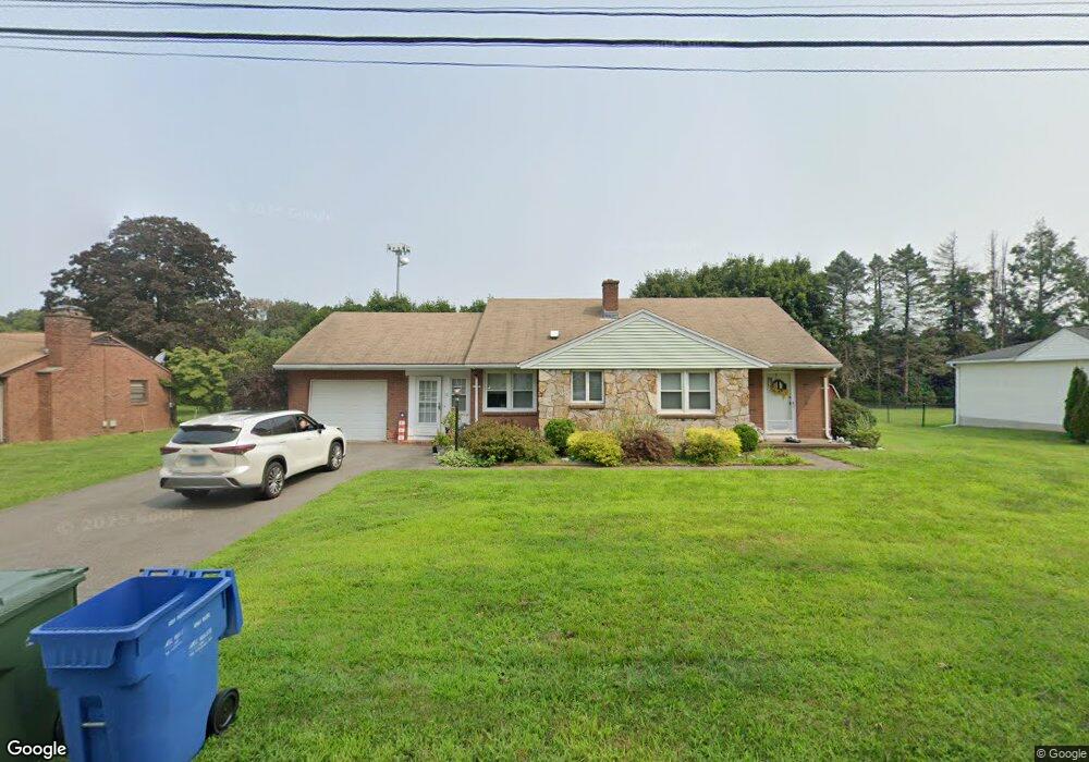 12 Sunset Dr, Cromwell, CT 06416 - photo 1