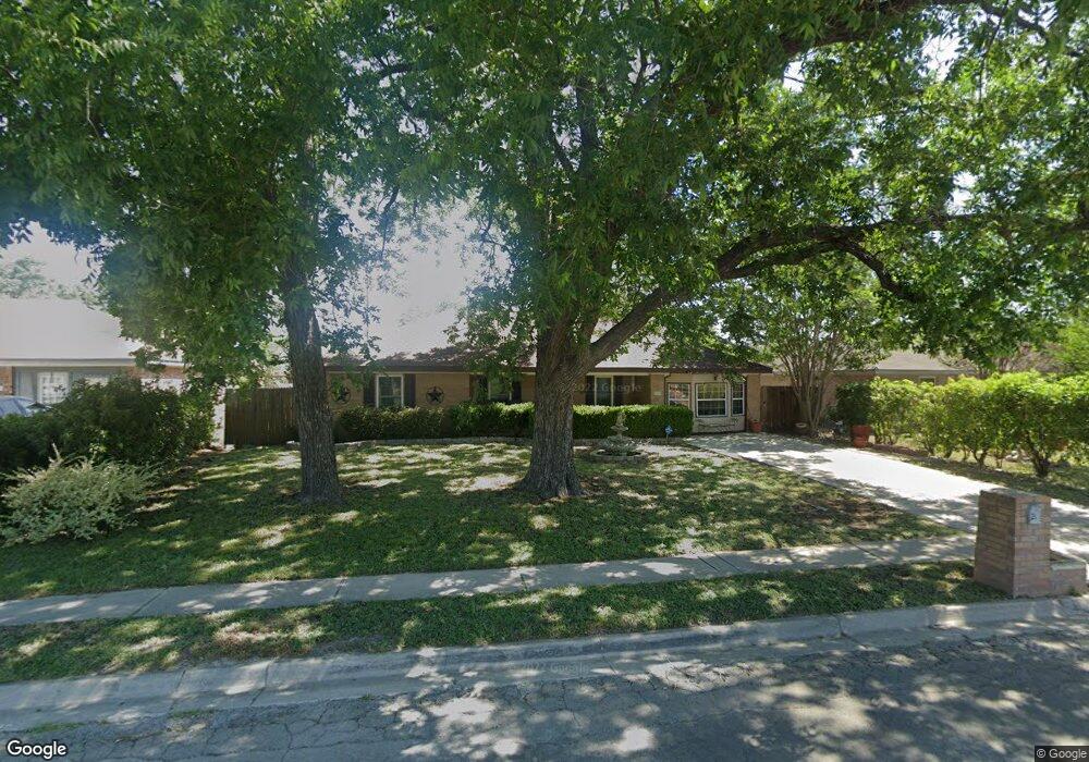 203 E Avenue B, Copperas Cove, TX 76522 - photo 1