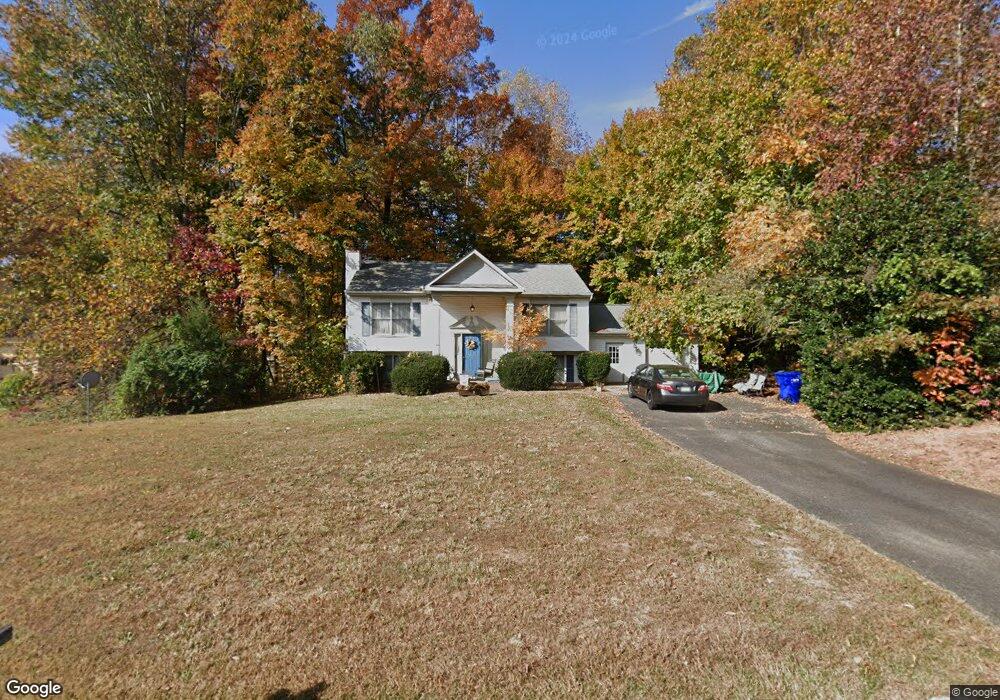 11004 Surry Woods Ct, Fredericksburg, VA 22407 - photo 1