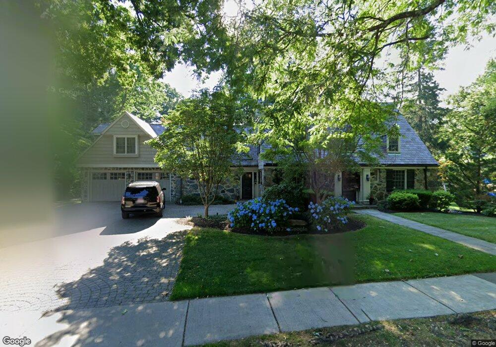 83 Arnold Rd, Newton Center, MA 02459 - photo 1