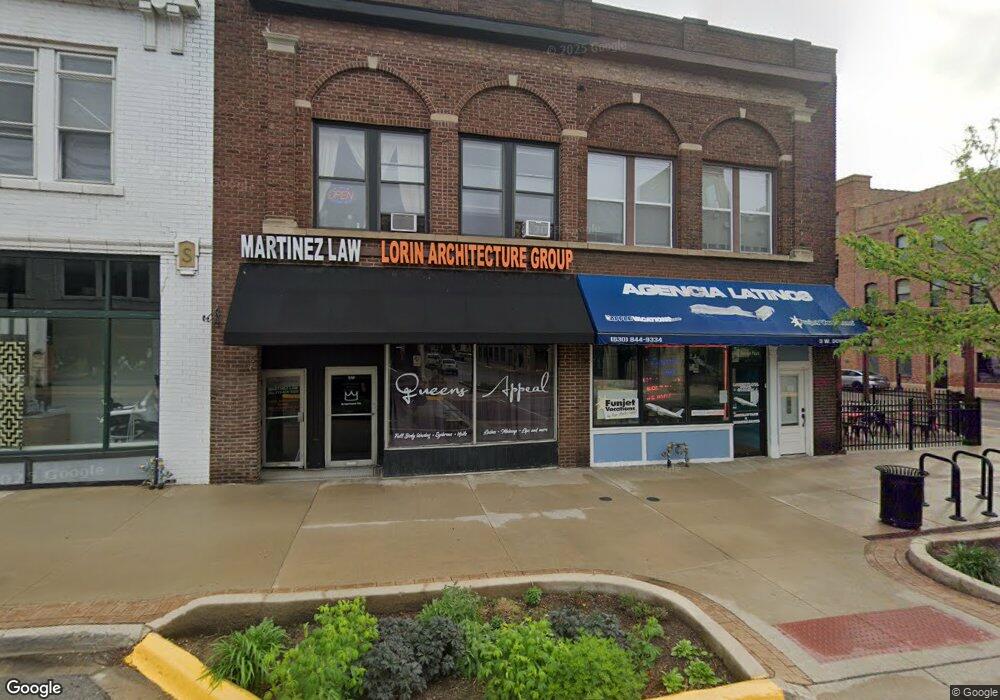 5 W Downer Place, Aurora, IL 60506 - photo 1