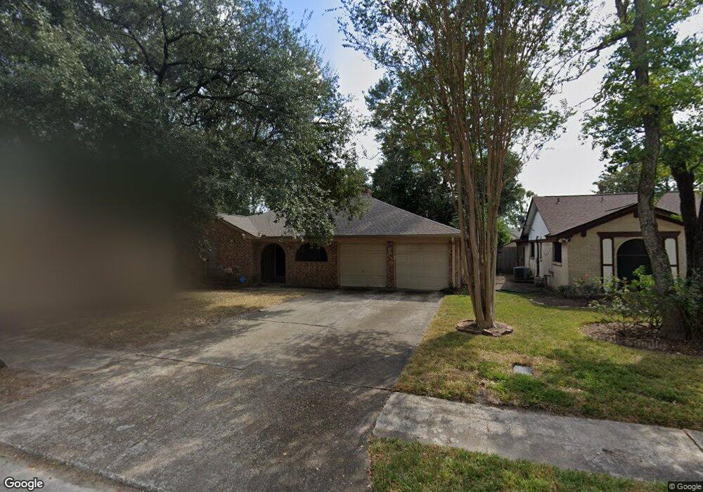 6227 Elkwood Forest Dr, Houston, TX 77088 - photo 1