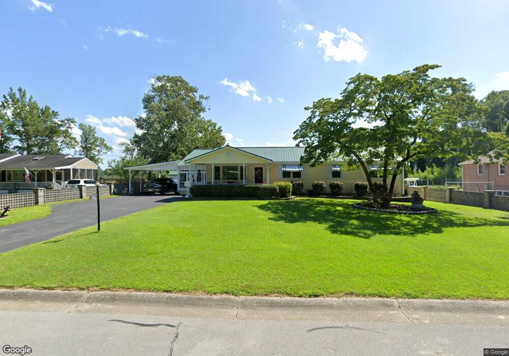 303 Woodhaven Dr, Jacksonville, NC 28540 - photo 1