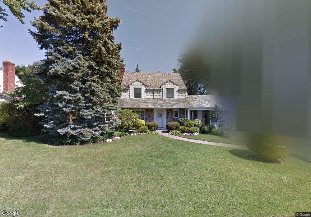 131 Trumbull Rd unit 1S, Manhasset, NY 11030 - photo 1