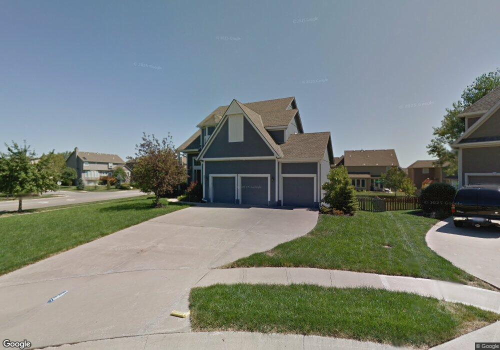 22111 Clear Creek Pkwy, Shawnee, KS 66226 - photo 1