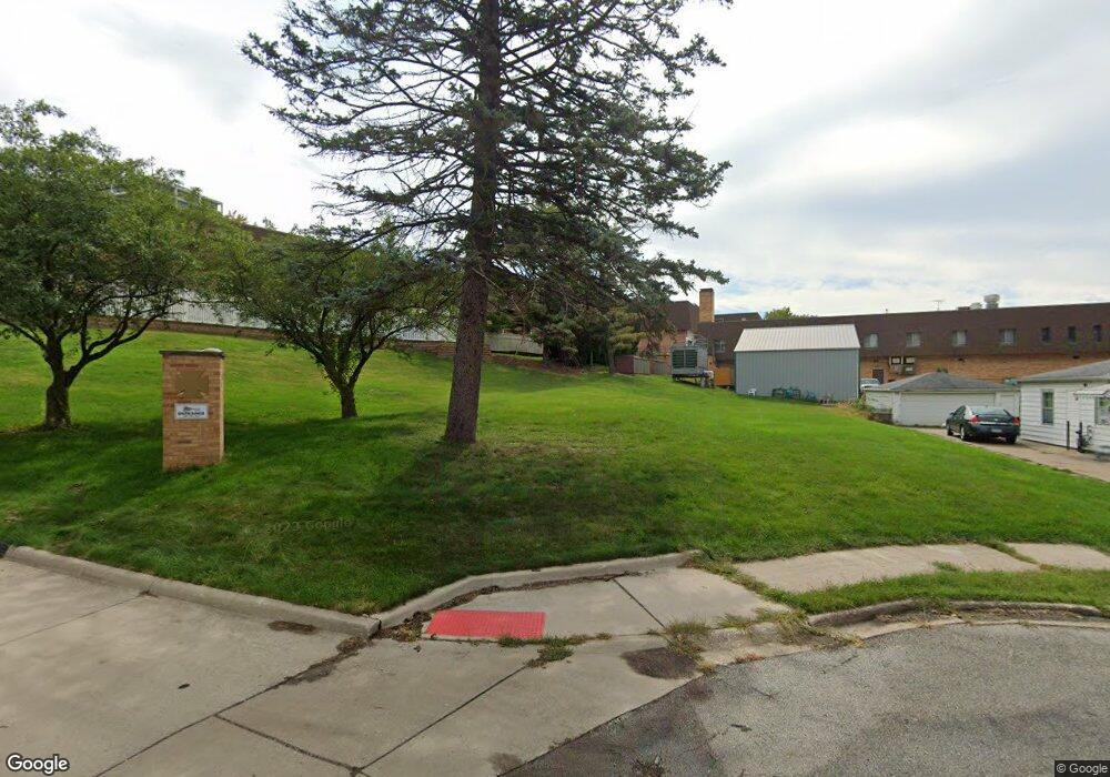 1226 19 1/2 Ave, Rock Island, IL 61201 - photo 1