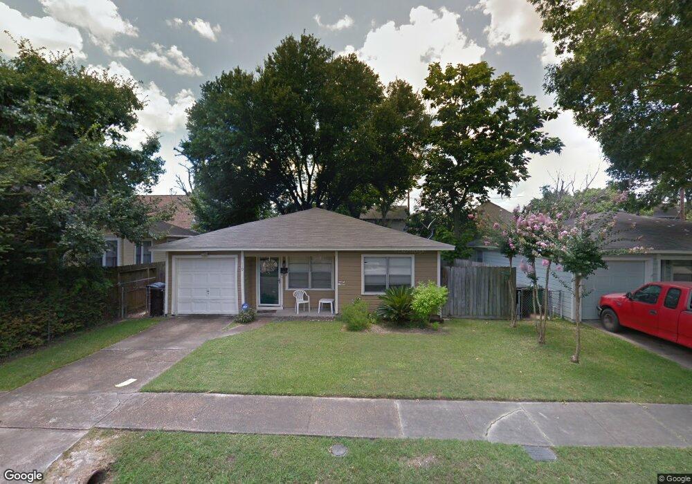 119 Northwood St, Houston, TX 77009 - photo 1