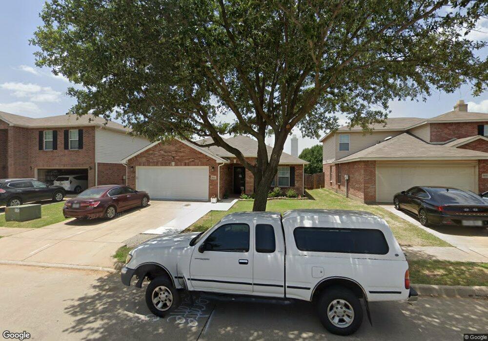 5904 English Manor Rd, Denton, TX 76210 - photo 1