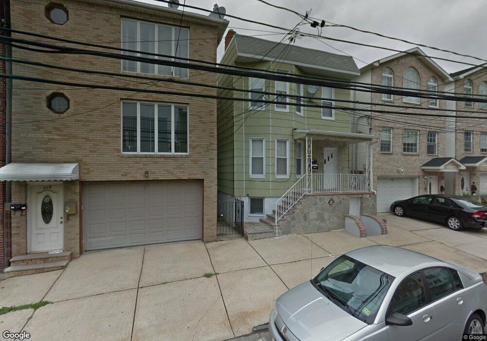 226 Beacon Ave unit 2, Jersey City, NJ 07306 - photo 1