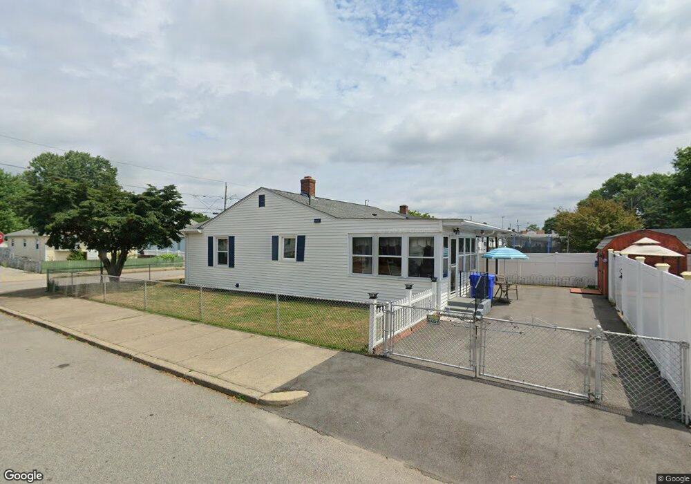 3 W Cute St, Pawtucket, RI 02860 - photo 1